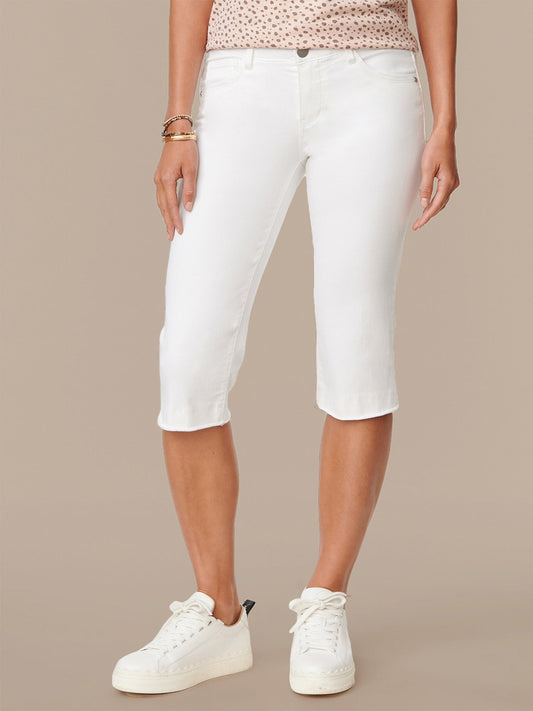 "Ab"solution Petite Skimmer Pant - Optic White Denim