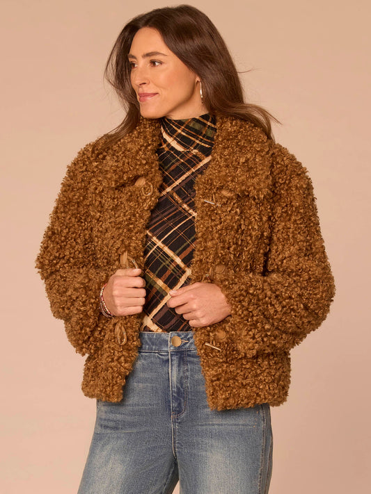 Long Sleeve Wide Collar Drop In Pocket Faux Fur Woven Jacket - Butter Toffee