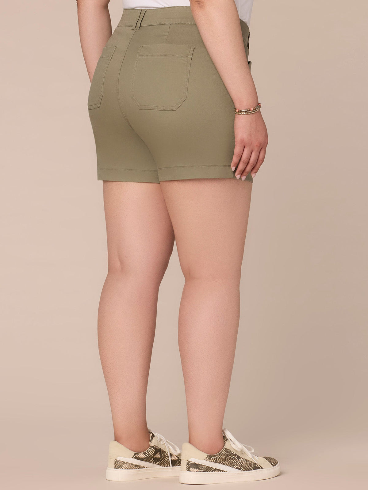 "Ab"solution® High Rise Plus Colored 5 1/2" Cargo Shorts - Shadow|Laurel Oak Green|White