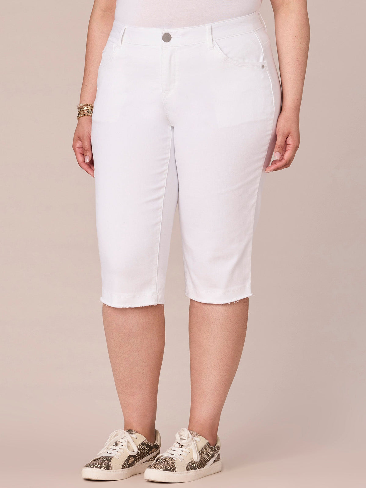 "Ab"solution Plus Size Mid-Rise Skimmer Pant - Optic White Denim